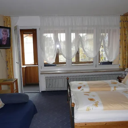 Gaestehaus Eberlein بيت ضيافة